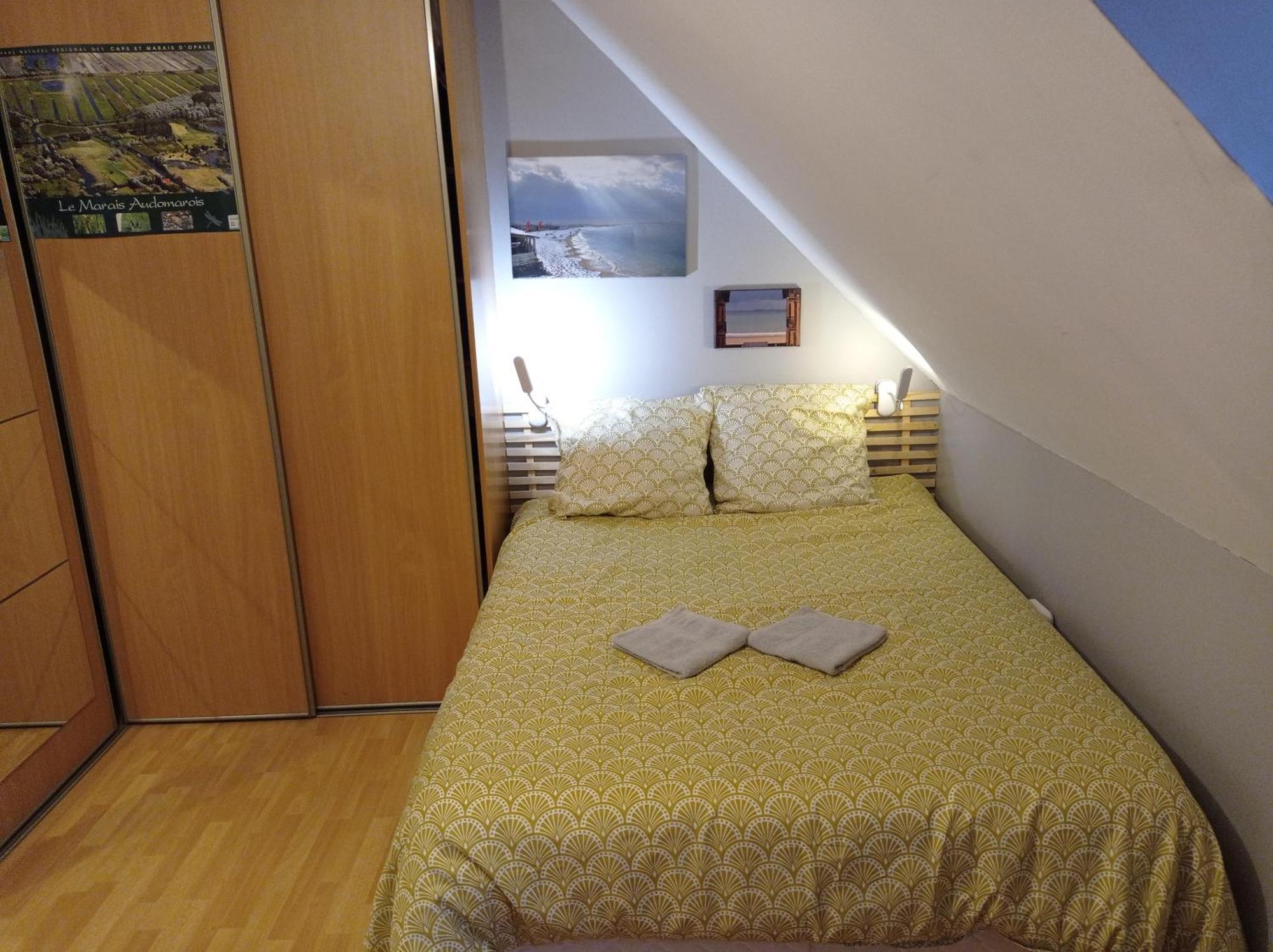 Chambres D'Hotes Les Mesanges Saint-Martin-Lez-Tatinghem Exterior photo